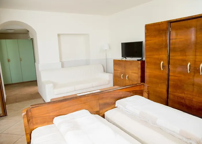 アパート Zoi ドブロボ