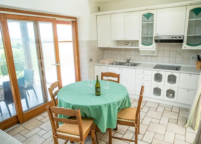 Διαμέρισμα Zoi Dobrovo